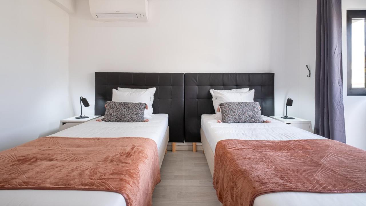 - Spacious With Swimming Pool & View Appartement