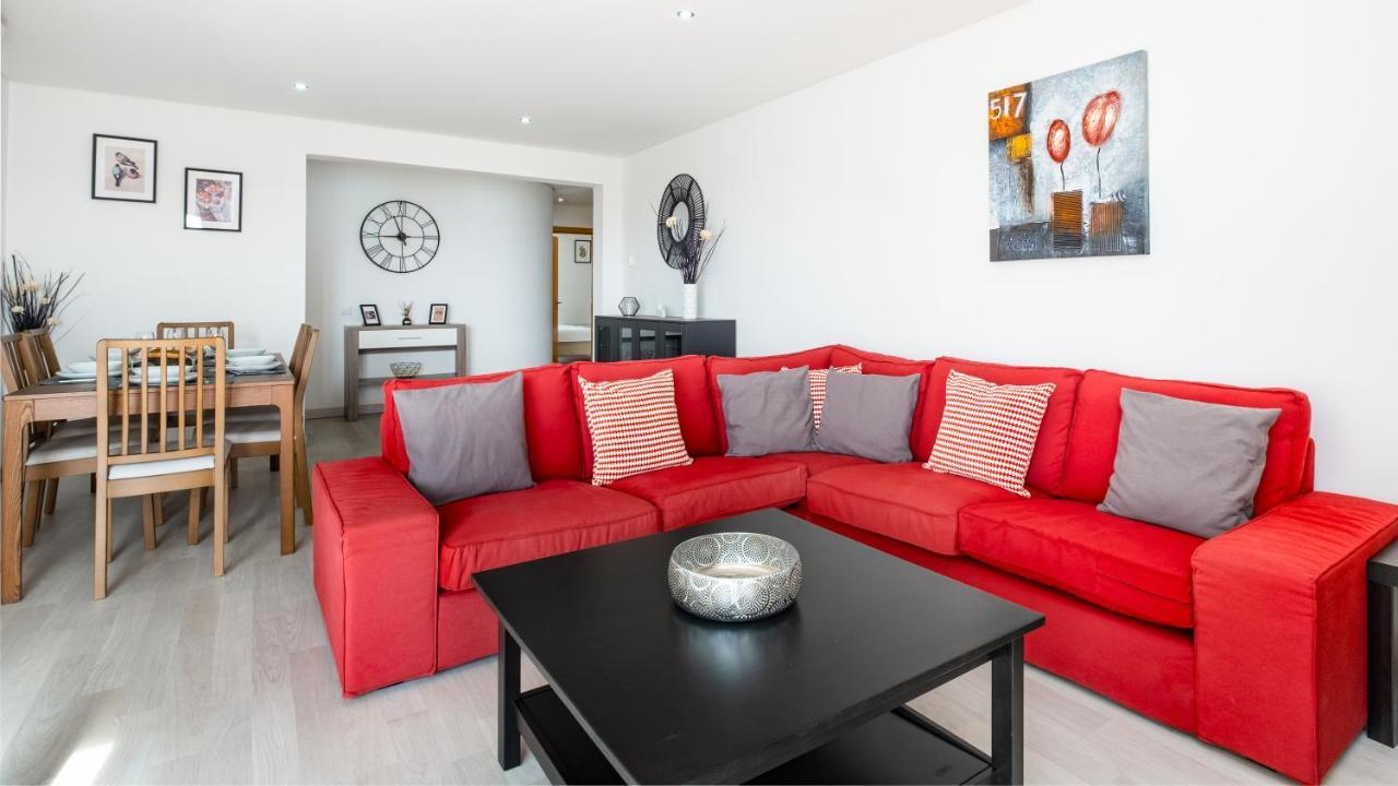 Appartement - Spacious With Swimming Pool & View